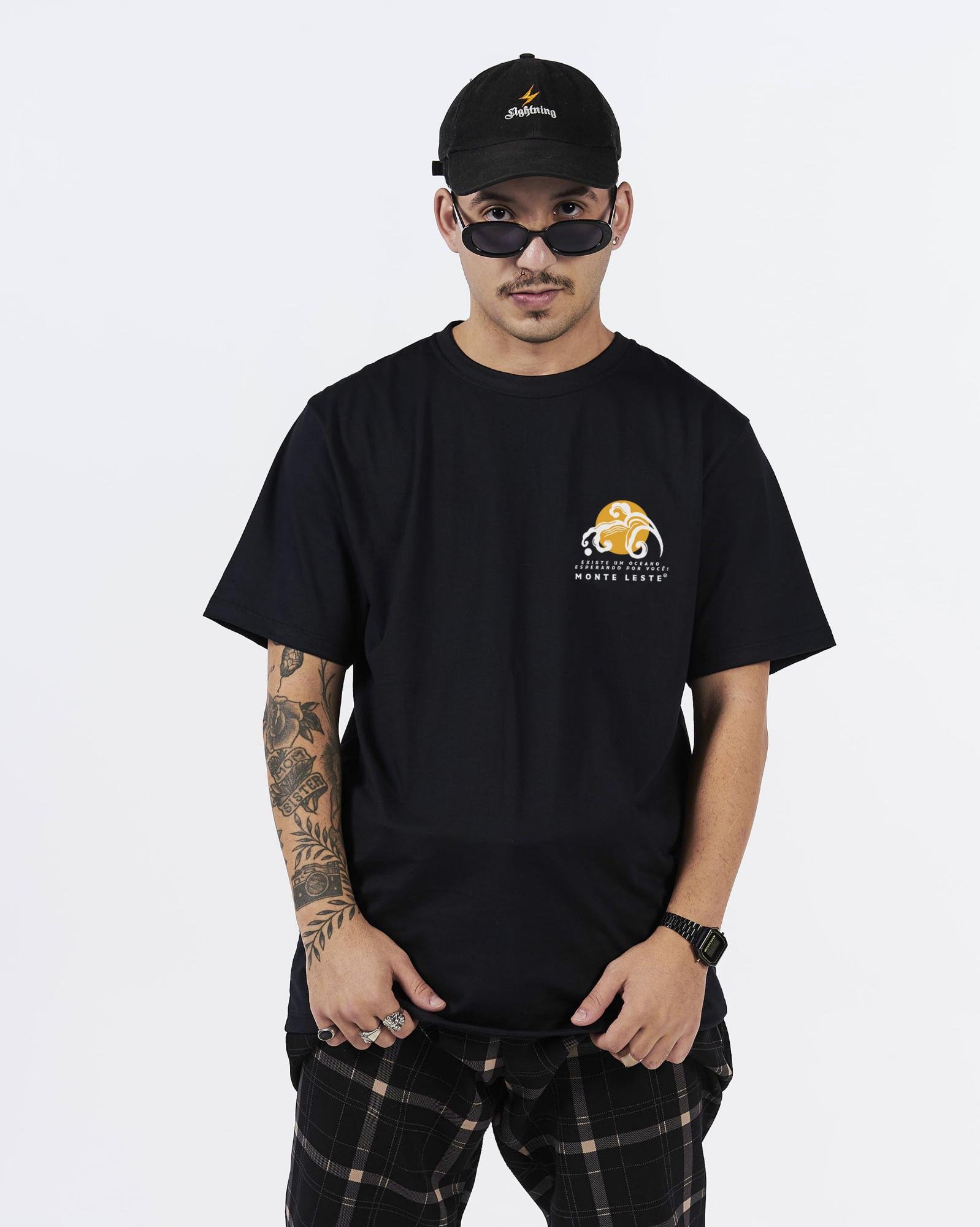 camisetas camiseta estampada monte leste carp preto p 1631631434972