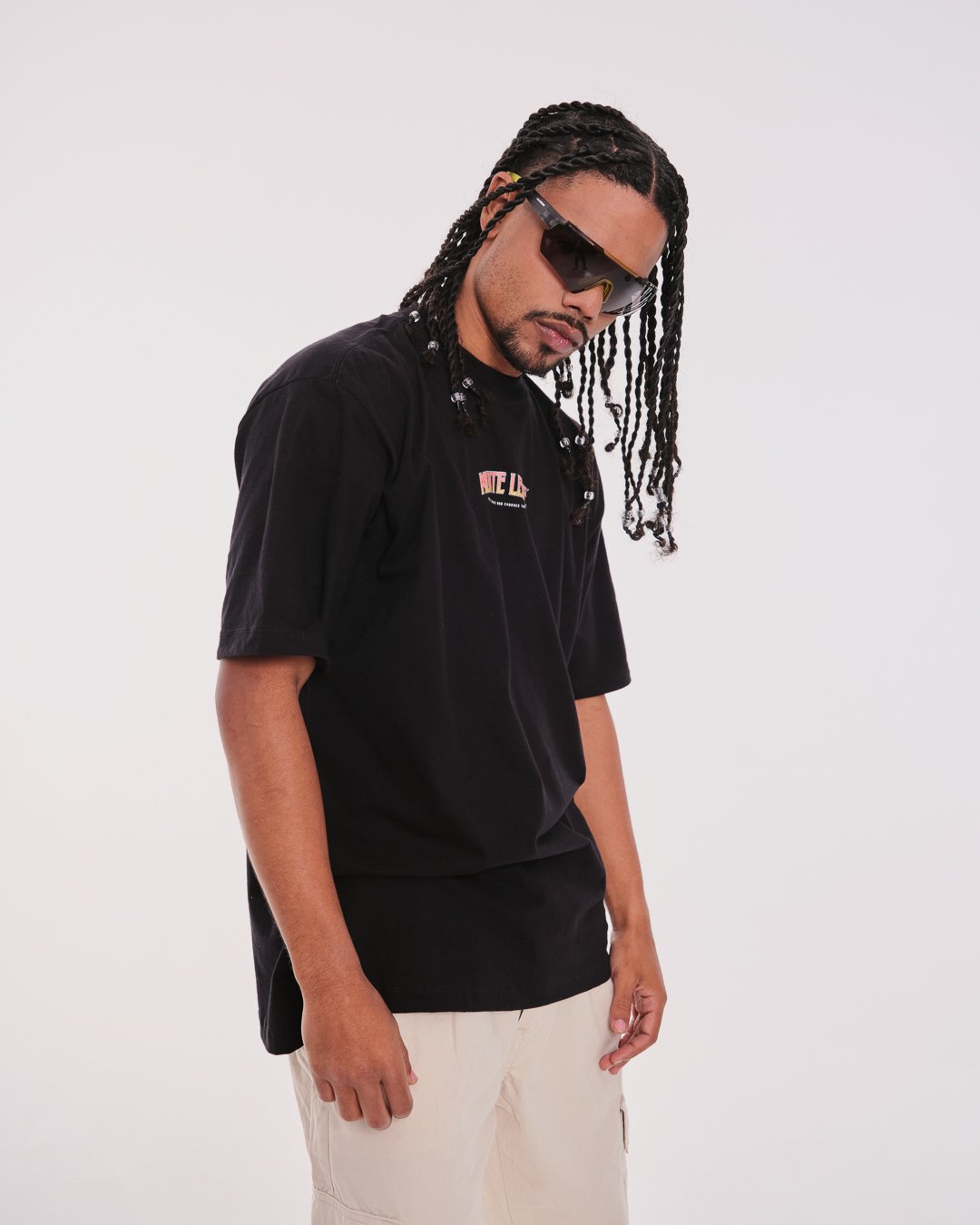 希少品　abxylute MT8365 Camiseta Oversized Estampada Thrill - Preto