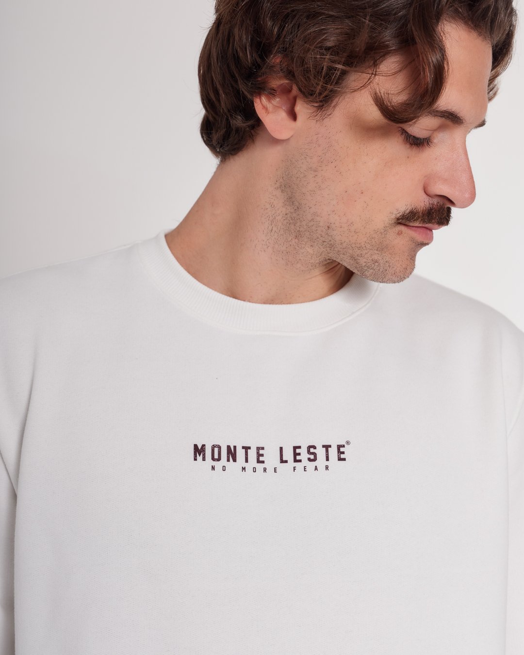 monte leste 0242