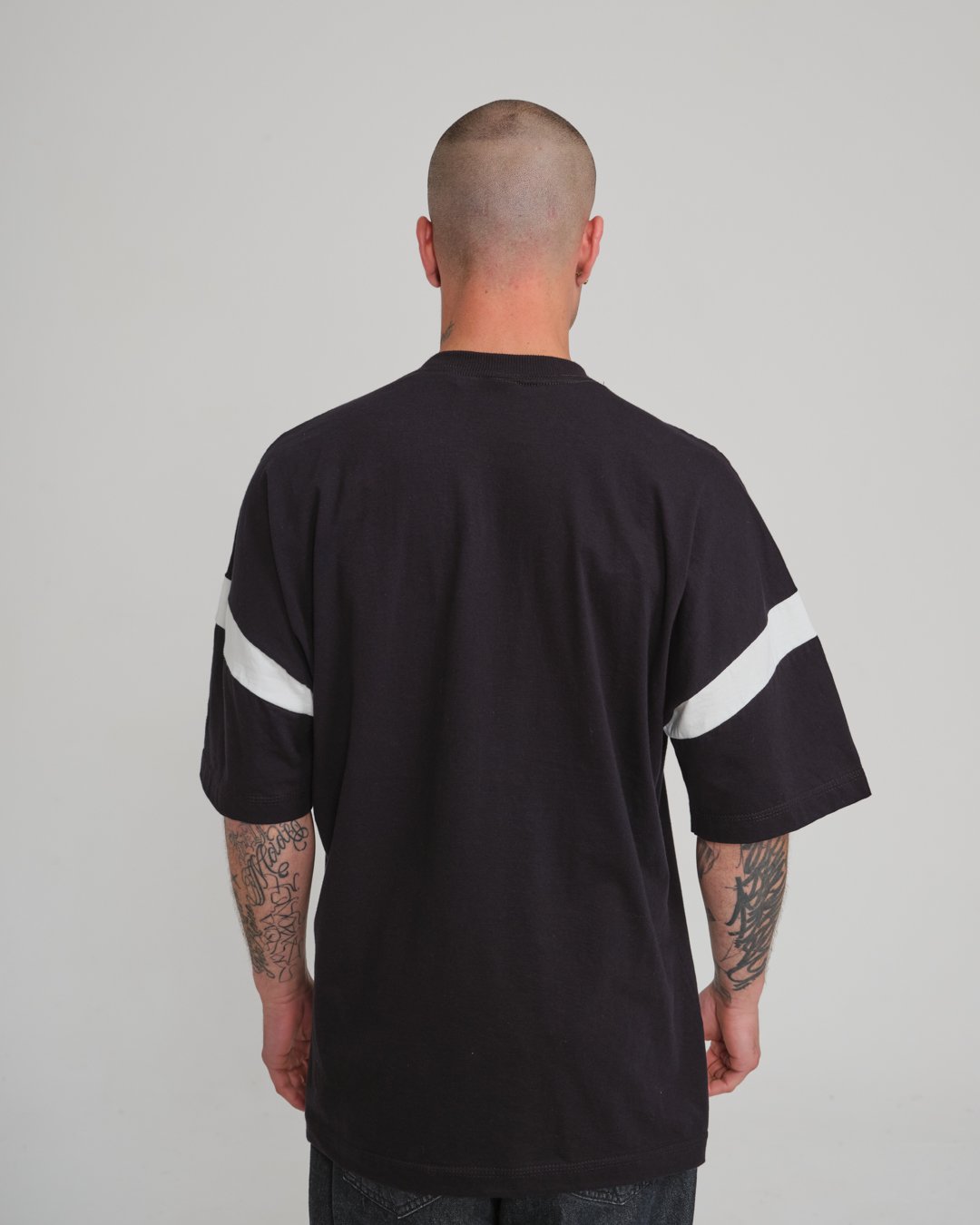 Camiseta Oversized Sleeve High - Preto