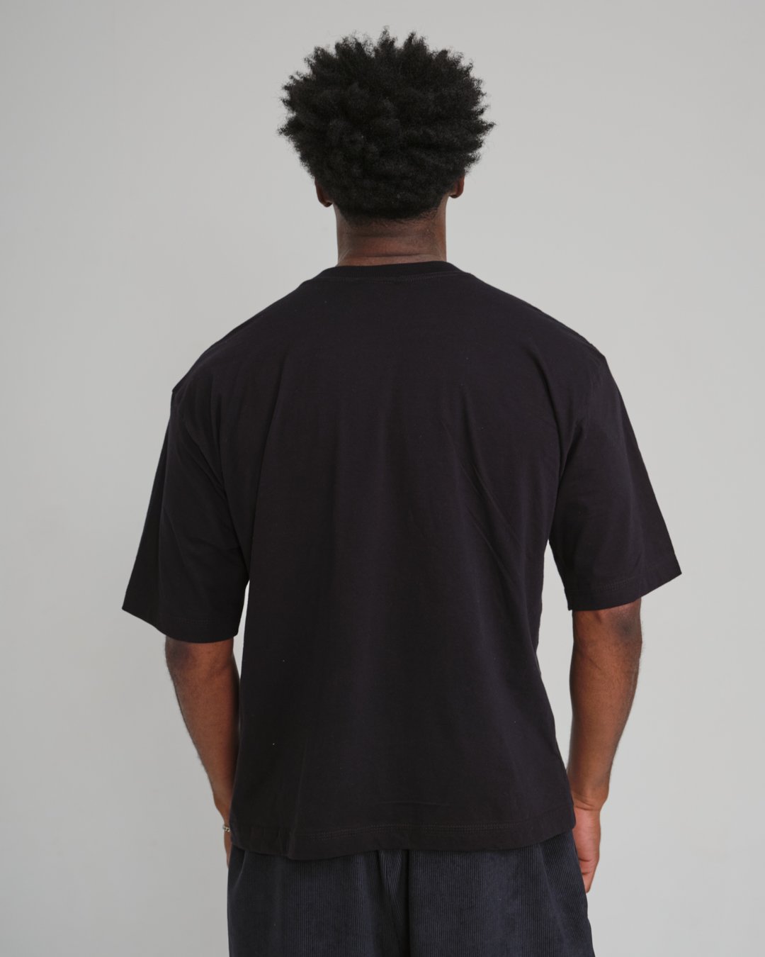 Camiseta Box Oversized Lisa Preto