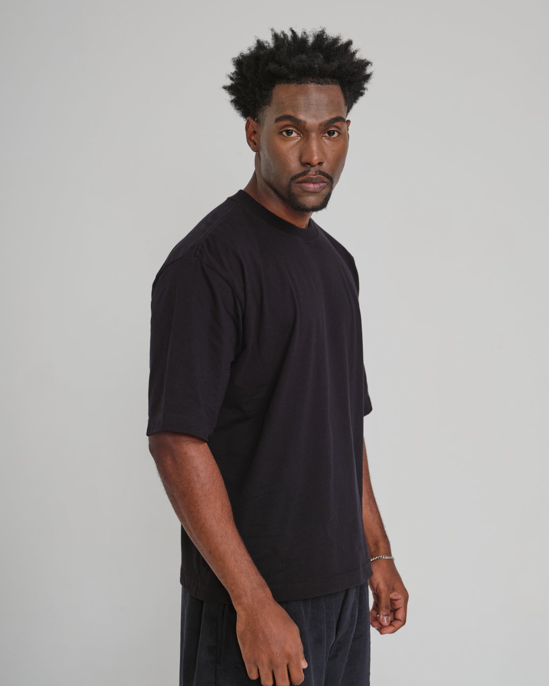Camiseta Box Oversized Lisa Preto