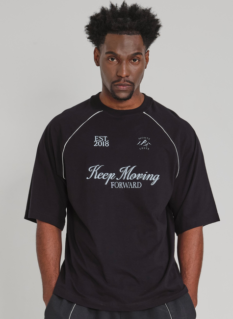 Camiseta Raglan Oversized Moving - Preto
