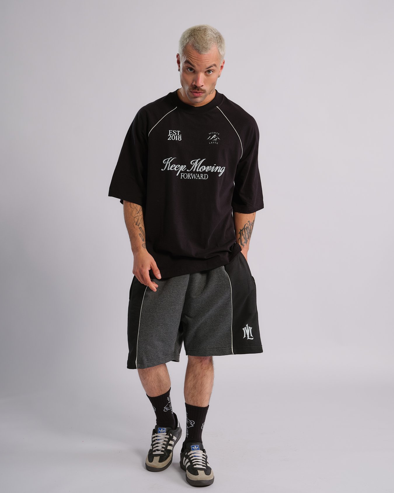 Conjunto Oversized Sleeve Kuncks - Preto