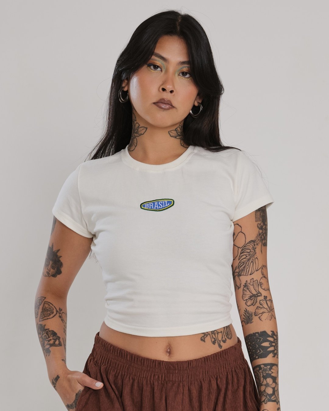 Camiseta Baby Tee Canarinha Off White