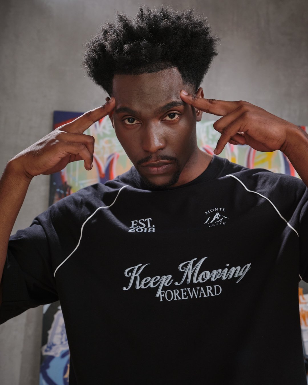 Camiseta Raglan Oversized Moving - Preto