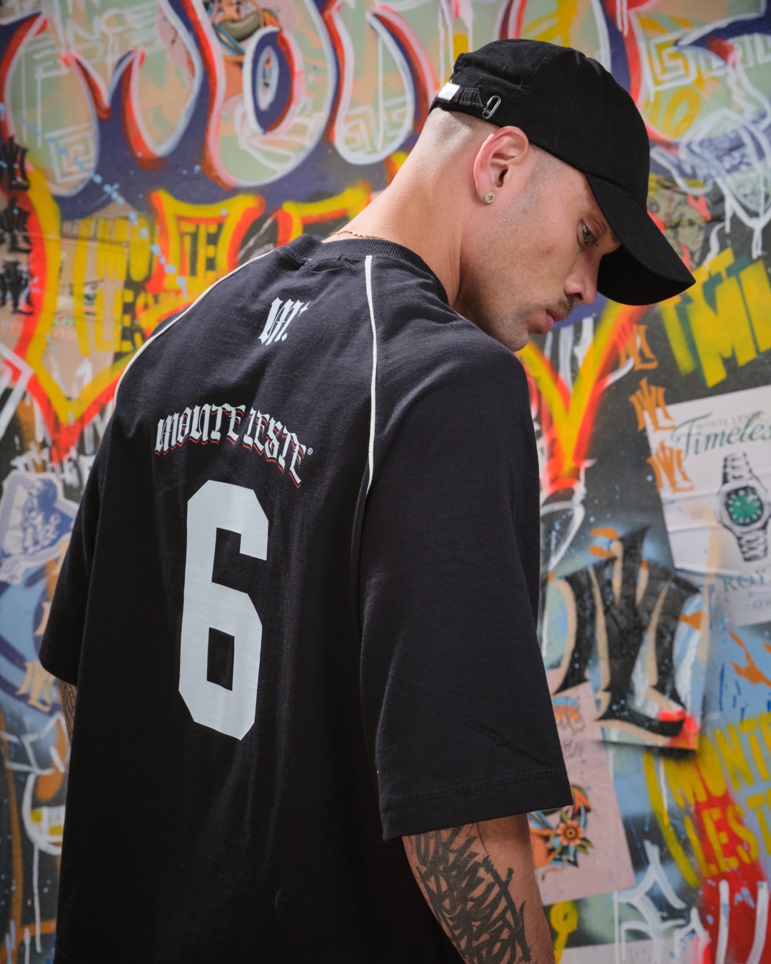 Camiseta Raglan Oversized Feelings 6 - Preto