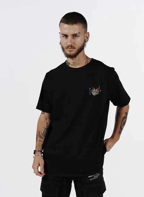 camisetas camiseta estampada monte leste ramen preto p 1644844971248