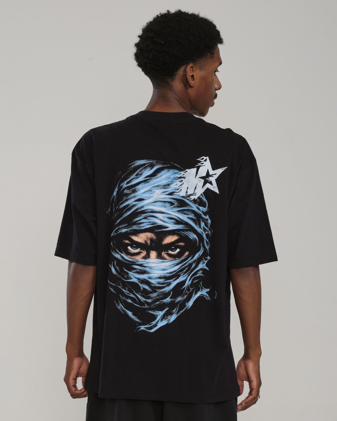 Camiseta Oversized Estampada Jafar Preto