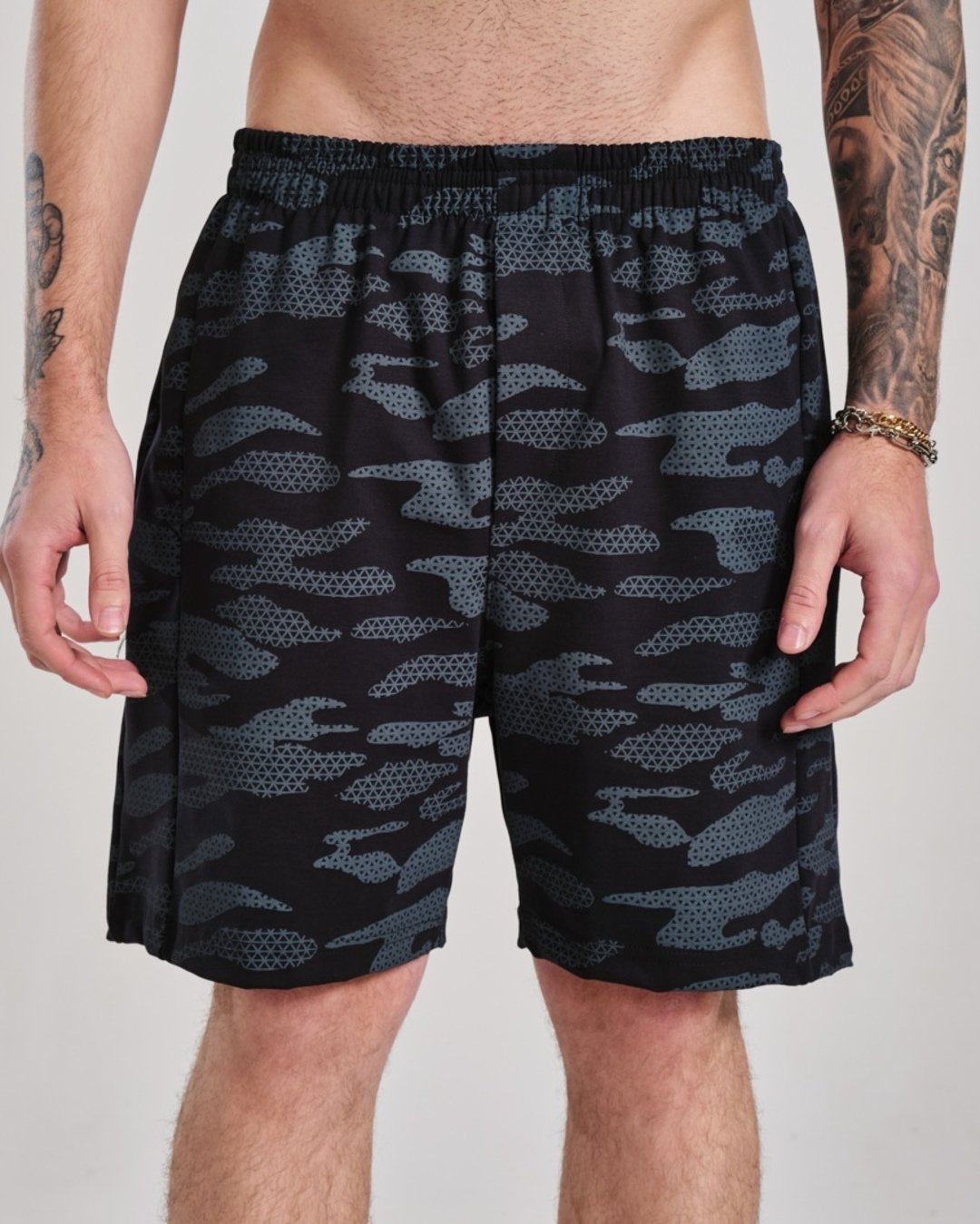 bermuda tech baggy oversized camuflado preto jpg